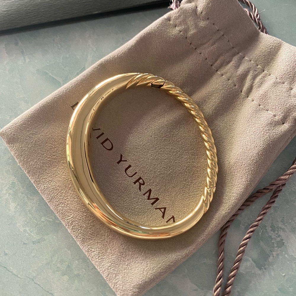 David Yurman Pure Form Smooth Bracelet in 18K Gold